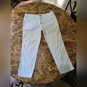 Prada White Capri Pants 42 Size = Med Womans